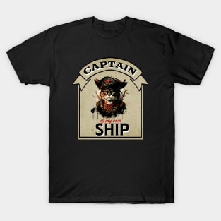 Captain of my own ship (Cat) T-Shirt